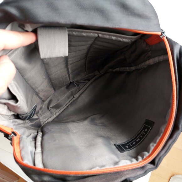 Men's Black Nylon Vertical (North South) Messenger Bag 14"x11" - Picture 5 of 7